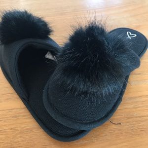 NWOT Victoria’s Secret slippers